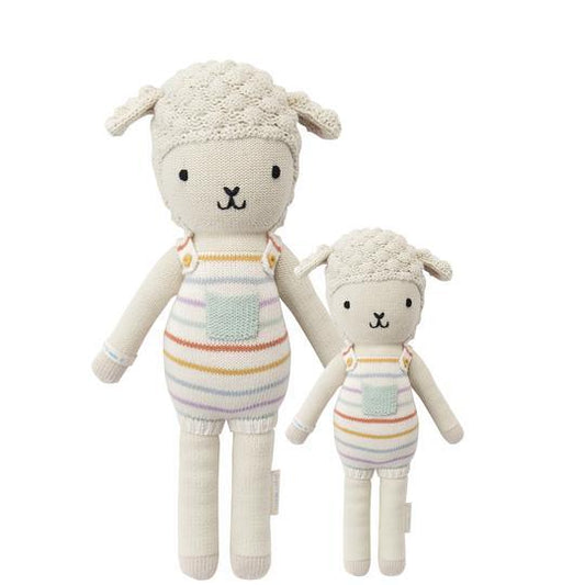 Cuddle + Kind Avery the lamb